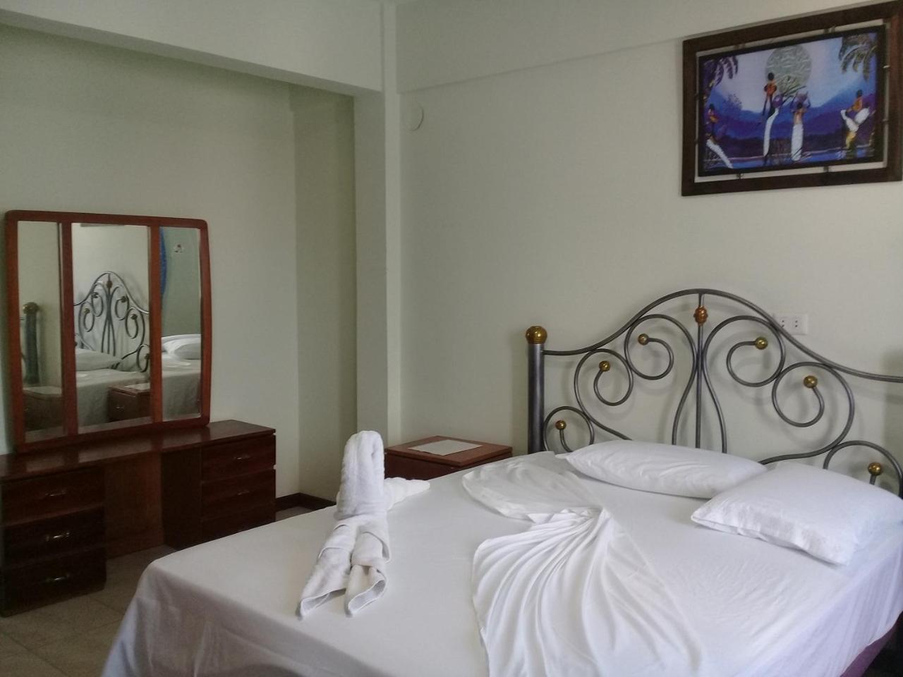 Hostal Ibiza 산타 크루즈 드 라 시에라 외부 사진